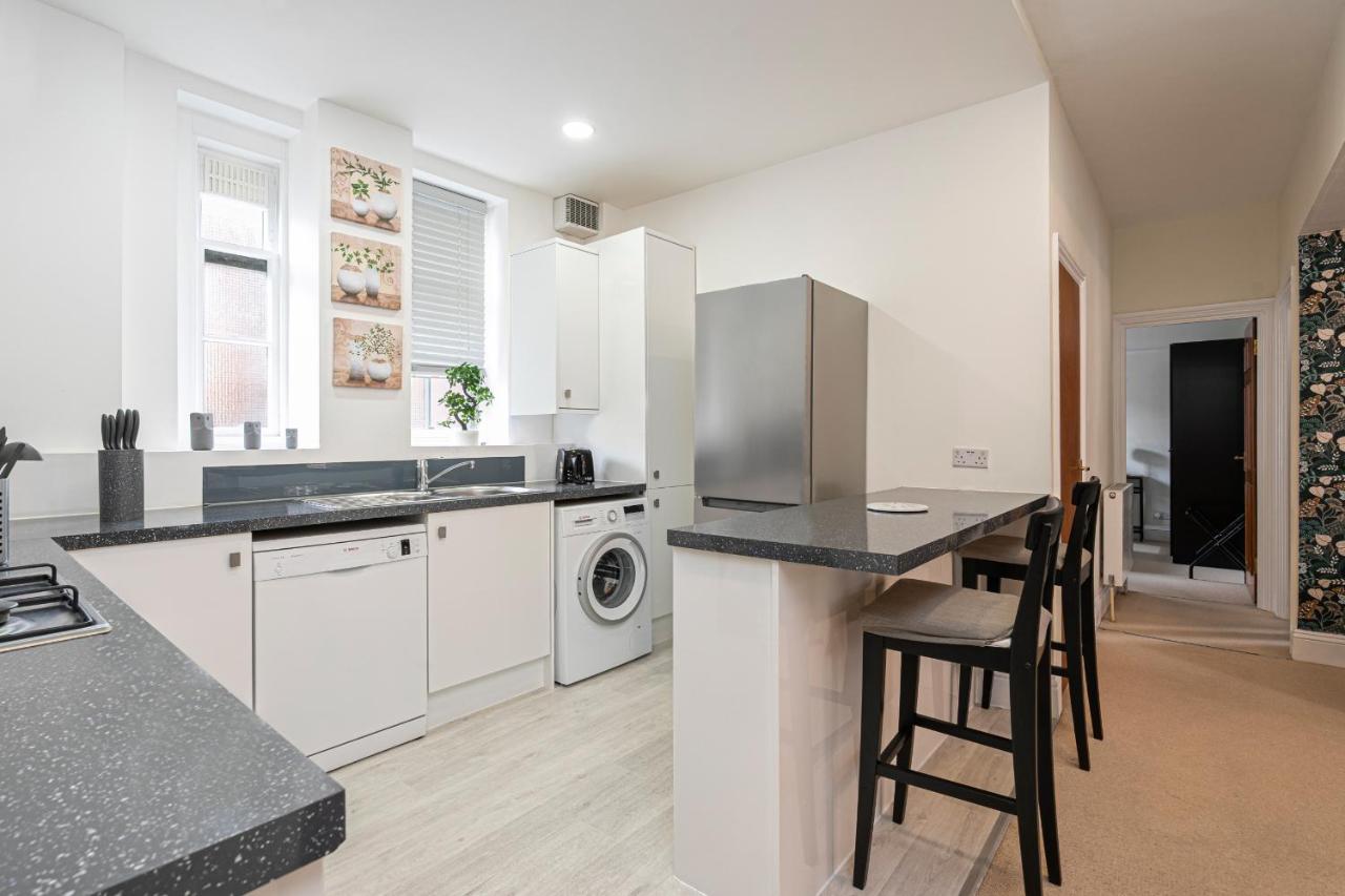 لندن Beautiful 3 Bedroom Apartment Near Marble Arch And Oxford Street المظهر الخارجي الصورة