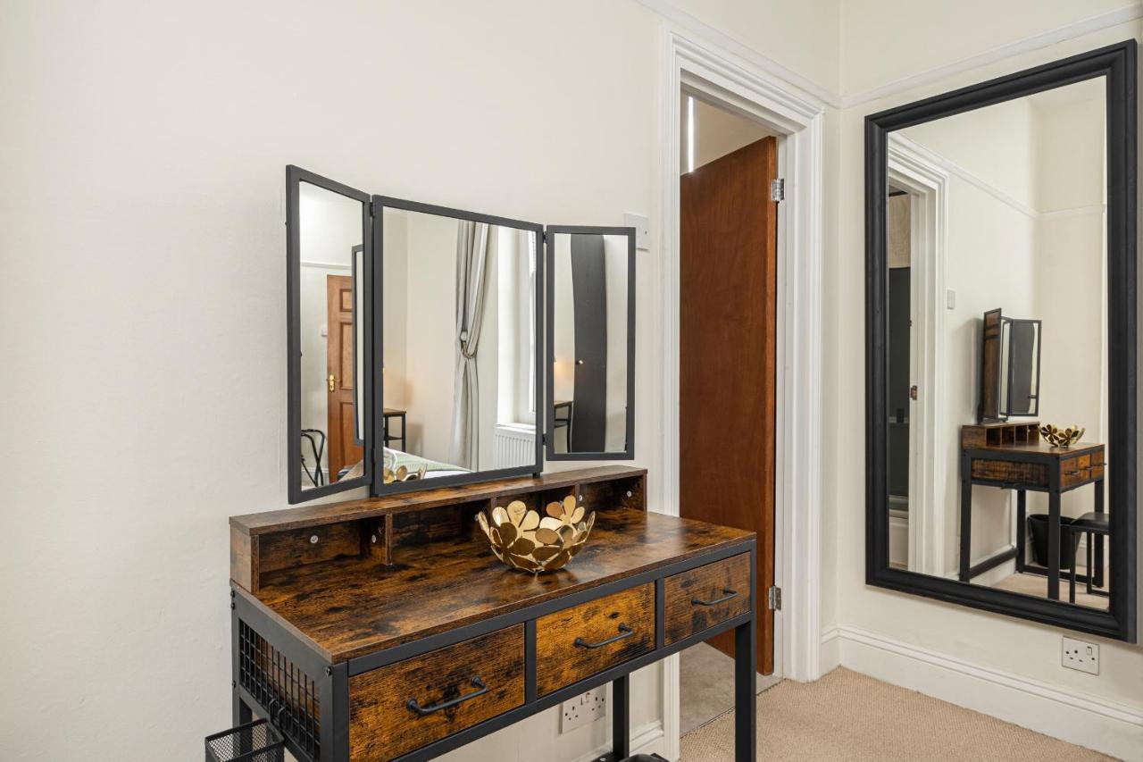 لندن Beautiful 3 Bedroom Apartment Near Marble Arch And Oxford Street المظهر الخارجي الصورة